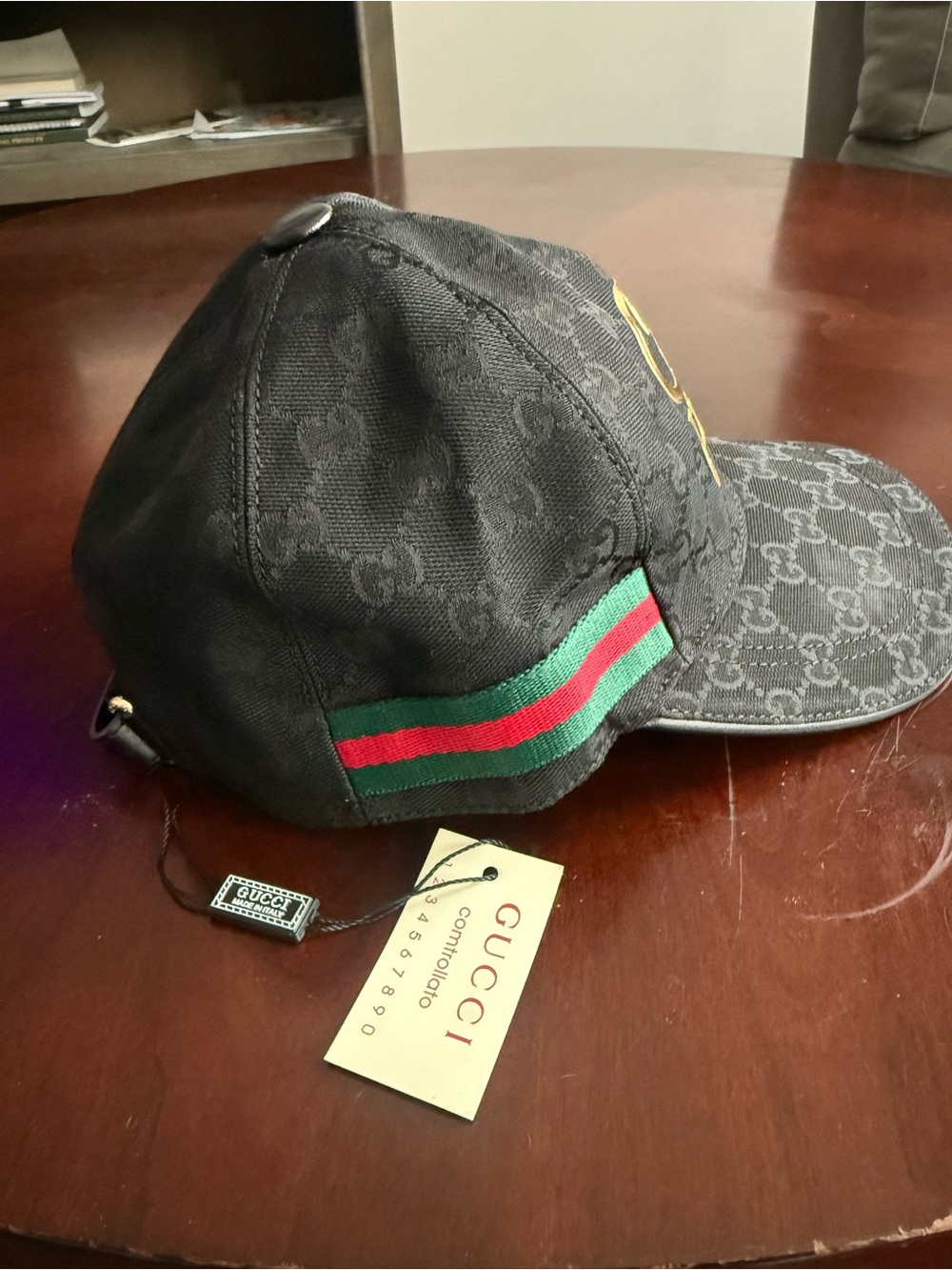 Gucci Black Cap with Gold Logo and Green-Red Web Stripes - Picture 5 of 7
